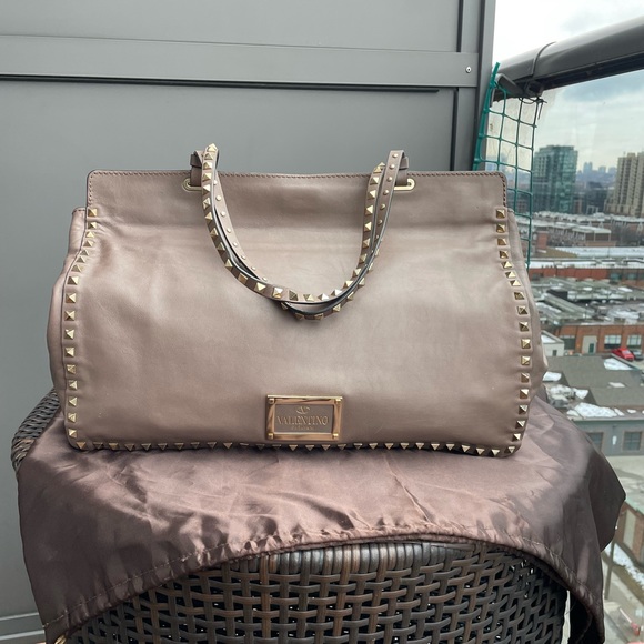 VALENTINO GARAVANI Rockstud Leather Bag - Picture 4 of 16